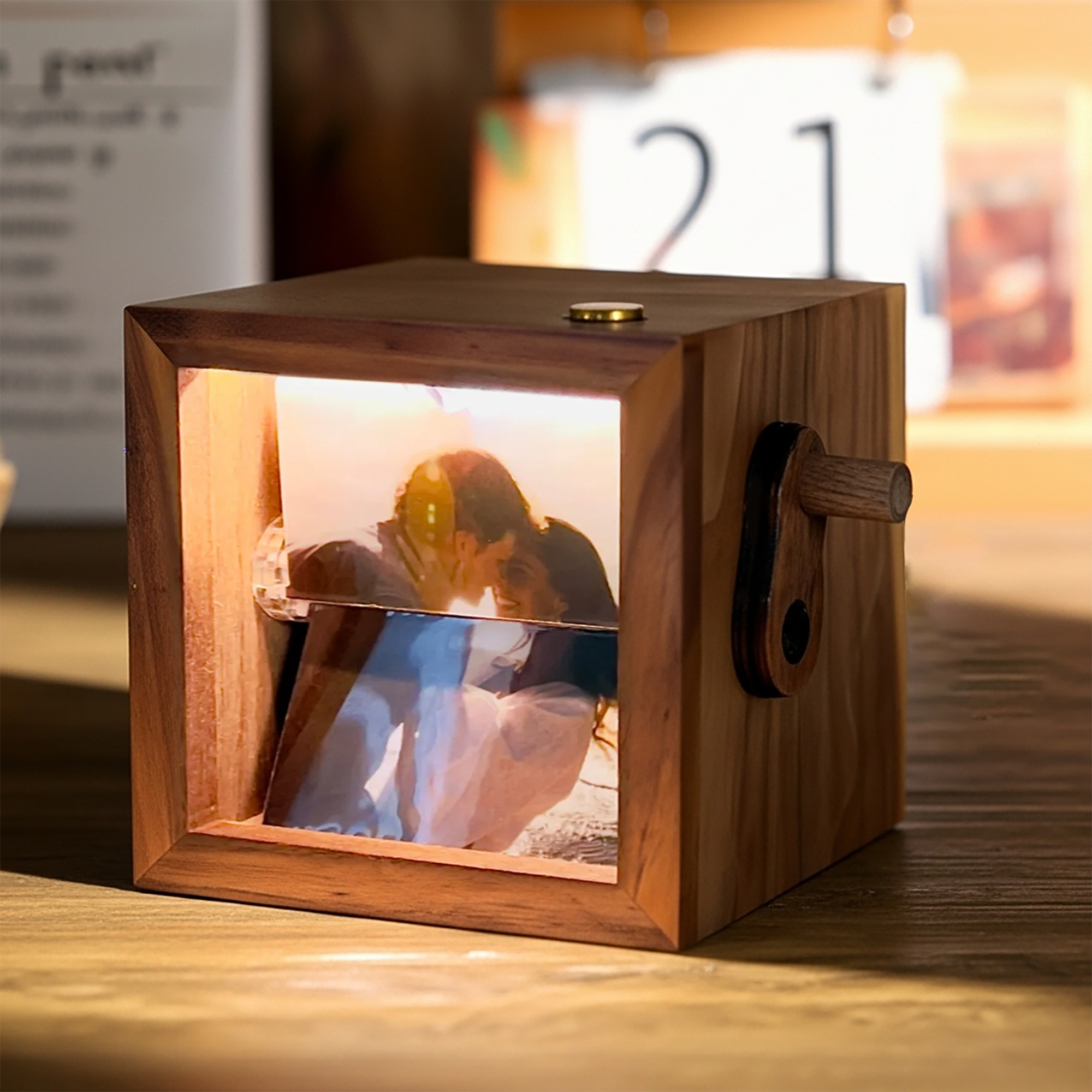 Custom Flipbook Frame Animation Machine Mechanical Hand-cranked Photo Album, Personalized Anniversary Birthday Gifts for Women Men Her Him Girlfriend Boyfriend Couple